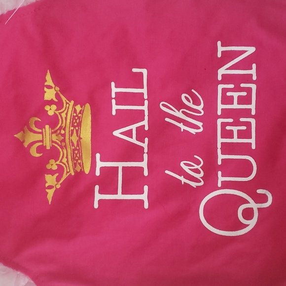 Glamour to the bone "Hail to the Queen" pet dress - Picture 2 of 6